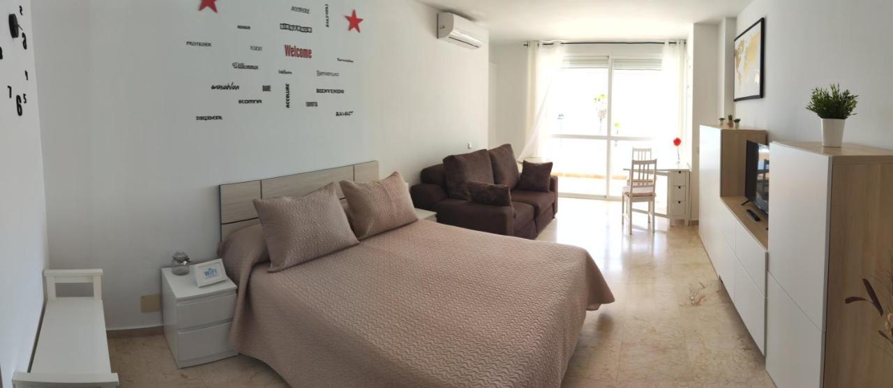 Nuevo Roca Chica, Primera Linea Playa,Torremolinos Extérieur photo