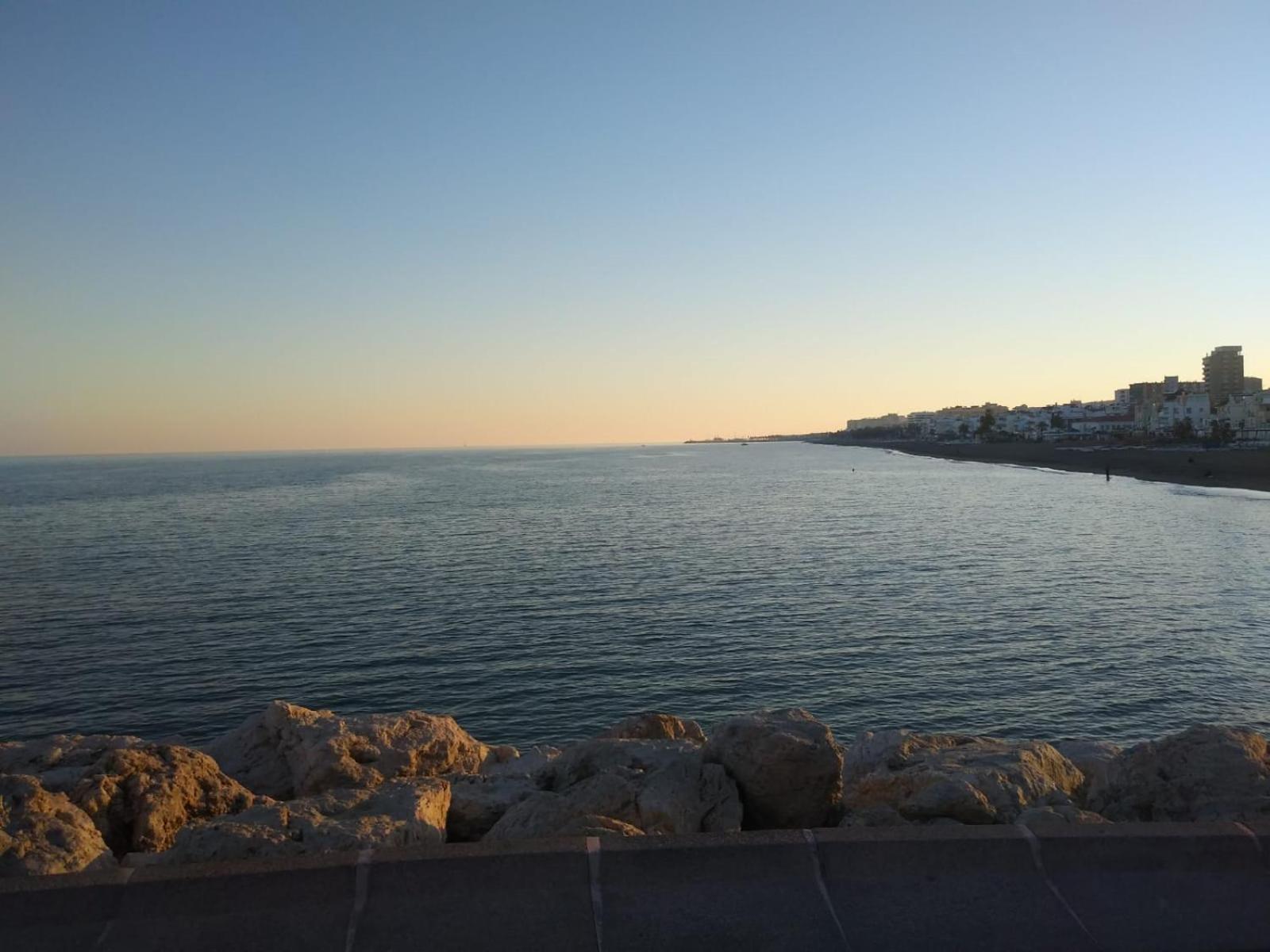 Nuevo Roca Chica, Primera Linea Playa,Torremolinos Extérieur photo