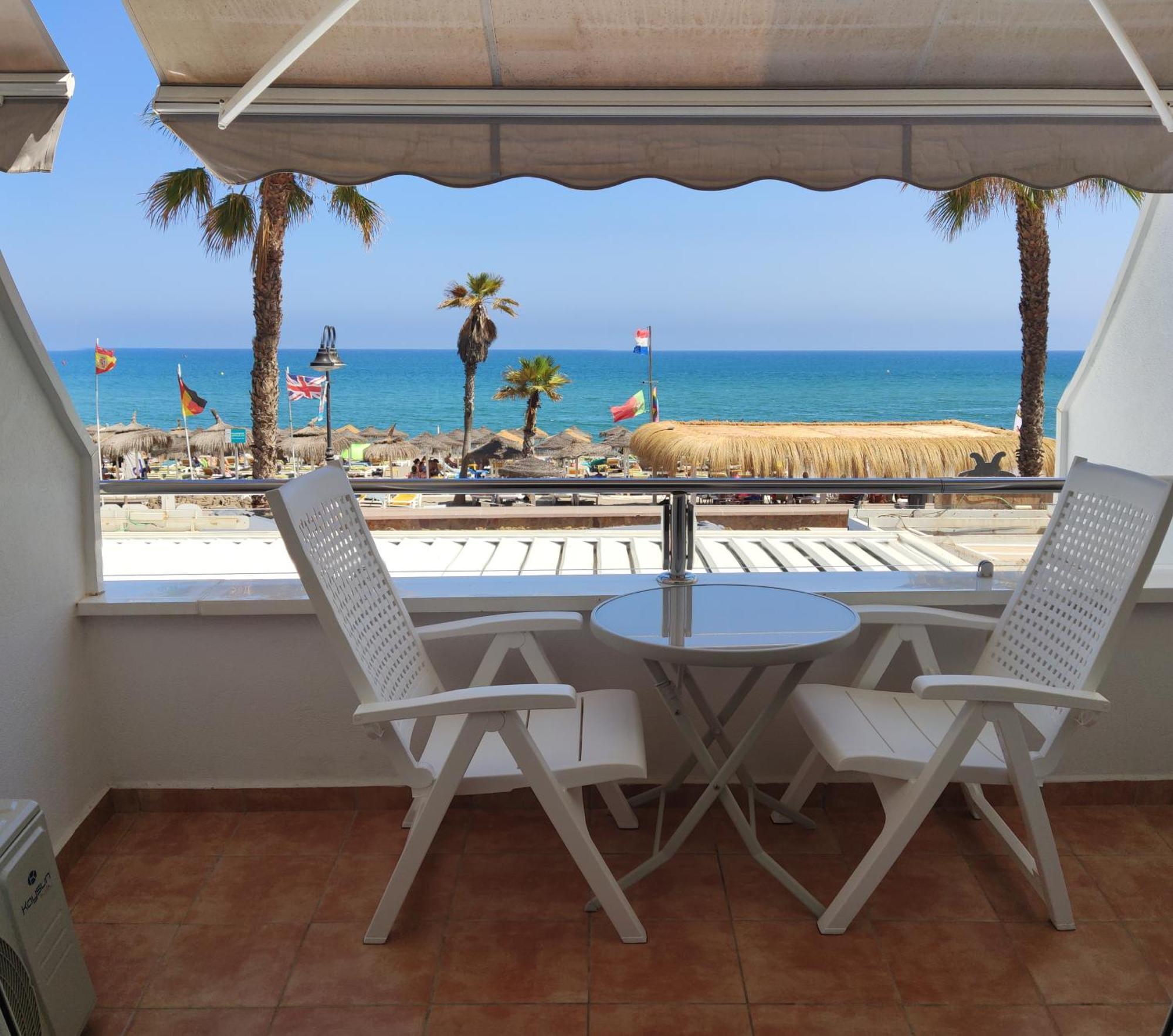 Nuevo Roca Chica, Primera Linea Playa,Torremolinos Extérieur photo