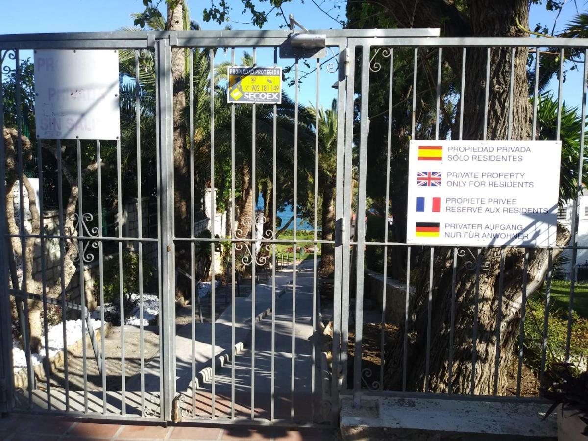 Nuevo Roca Chica, Primera Linea Playa,Torremolinos Extérieur photo