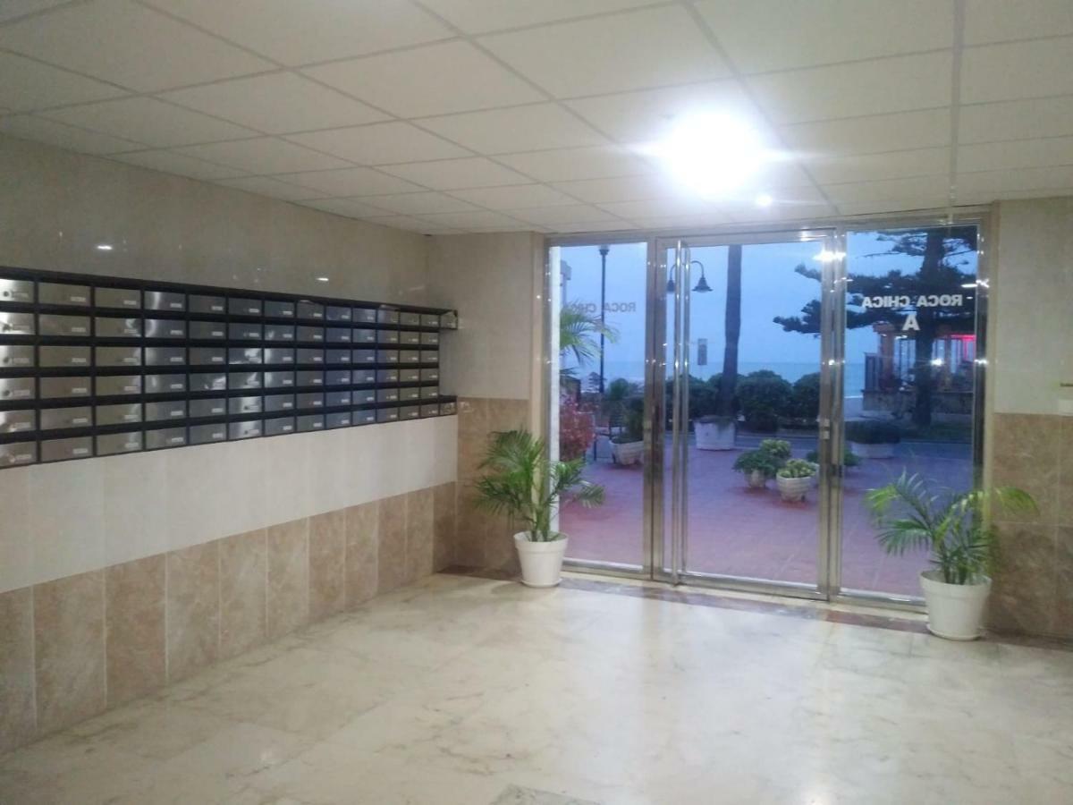 Nuevo Roca Chica, Primera Linea Playa,Torremolinos Extérieur photo